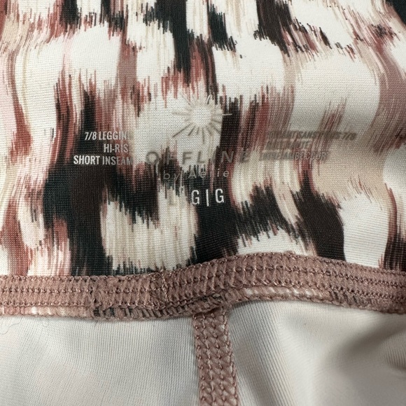 Arie crossover yoga pants - Picture 2 of 3